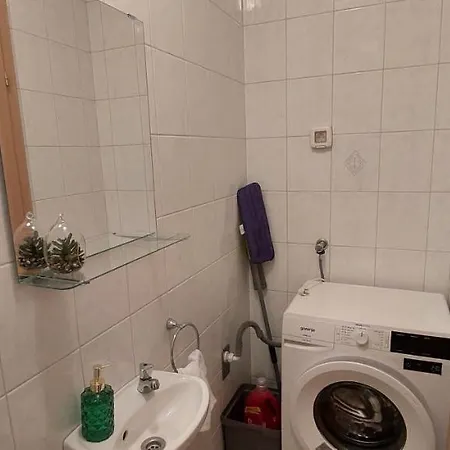Anka, 2 Bedrooms, Spacious, Sunny, 84m2 Zadar