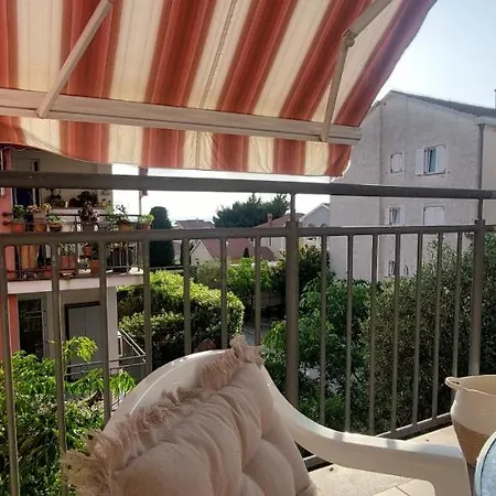 Apartment Anka, 2 Bedrooms, Spacious, Sunny, 84m2 Zadar
